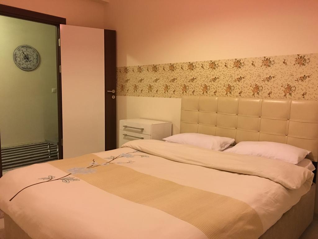 Karims Apartments Bursa Eksteriør billede